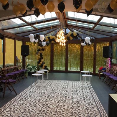 Decoración en porches con techo movil